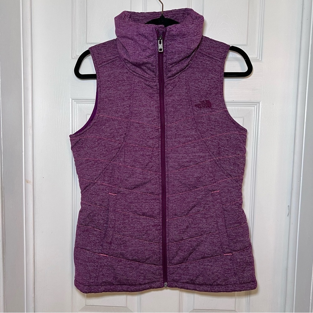 The North Face Pseudio Vest‎ Women Medium Plum Quilted Sleeveless Vest